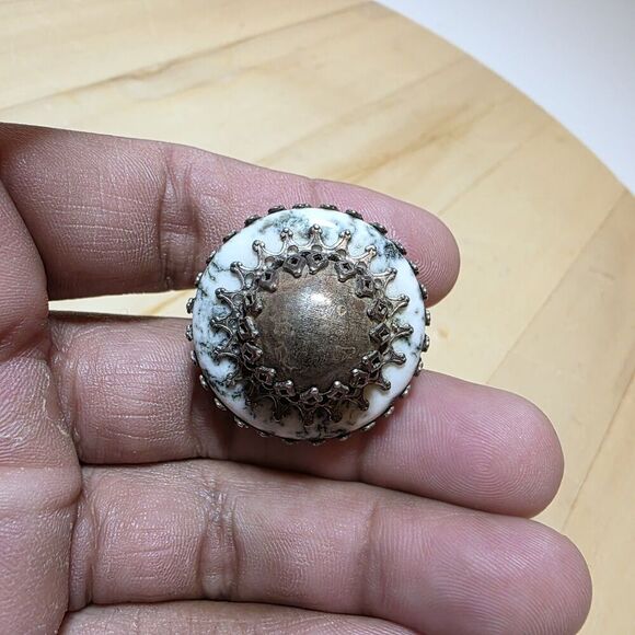 Vintage Ollipop USA Adjustable Fashion Designer Ornate Statement Cocktail Ring - Picture 12 of 12